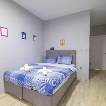 Golden Age Campeggio *